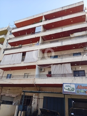 Maison & Jardin dans Kobbeh - المنطقة اخر طلعة المشروع القبة انت وطالع من الجسر بتوصل على احمد طالب للادوات الكهربائيه في مفرق جنب
