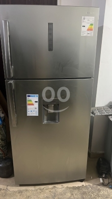 Kitchen appliances in Bourj el Barajneh - براد سامسونج انفرتر ٢٨ قدم | Samsung 28ft Inverter Refrigerator