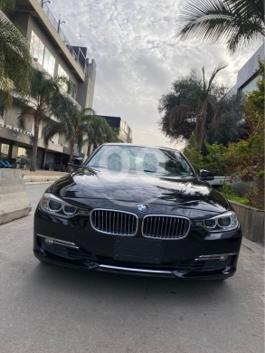 BMW in Zouk Mikaël - BMW F30 Model 2013