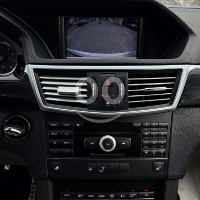 مرسيدس E350 موديل 2010 نظافة ممتازة | 2010 Mercedes-Benz E350 Luxury Sedan — 5