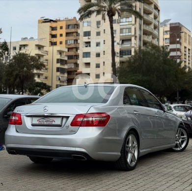 مرسيدس E350 موديل 2010 نظافة ممتازة | 2010 Mercedes-Benz E350 Luxury Sedan — 7