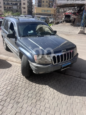 Jeep in Tripoli - Grande cheroke