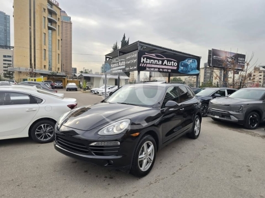Porsche in Zahleh - Porsche cayenne Mod 2011