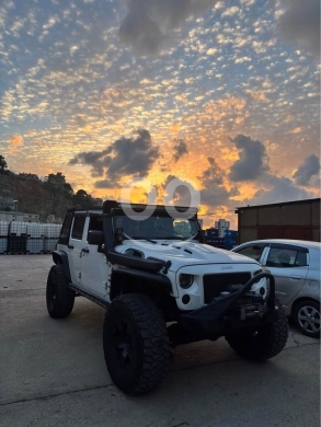 Jeep in Jal el-Dib - Jeep wrangler 2010