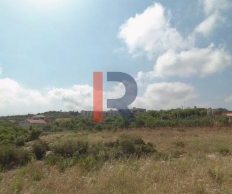 R9-3231 Land for Sale in Qalhat Koura – 792 m² — 3
