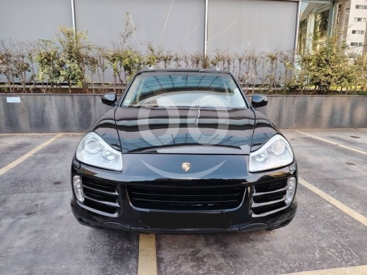 Porsche in Bsalim - Porsche Cayenne 2008