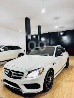 Mercedes-Benz in Nabatyeh - Mercedes-Benz C300 2015