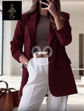 Clothes, Footwear & Accessories in Loussiya - بليزر نسواني