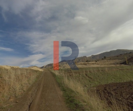 R9-3233 Land for Sale in Fnaidek Akkar – 4,500 m², Agricultural — 3