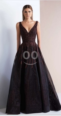 فستان سهرة أسود براق بظهر مفتوح للإيجار | Elegant Sparkly Backless Evening Gown for Rent — 2