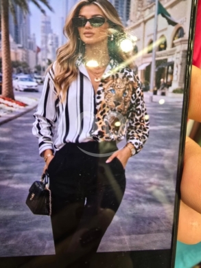Clothes, Footwear & Accessories in Tripoli - قميص نسائي مودرن بنقشة نمر ومخطط | Modern Tiger Print & Striped Women&#039;s Shirt