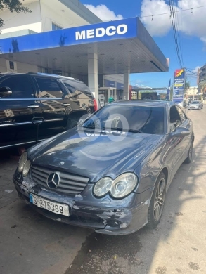 Mercedes-Benz in Hadeth - Mercedes 2004