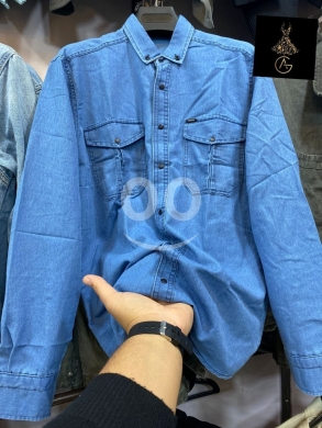 Clothes, Footwear & Accessories in Loussiya - قميص رجالي جينز