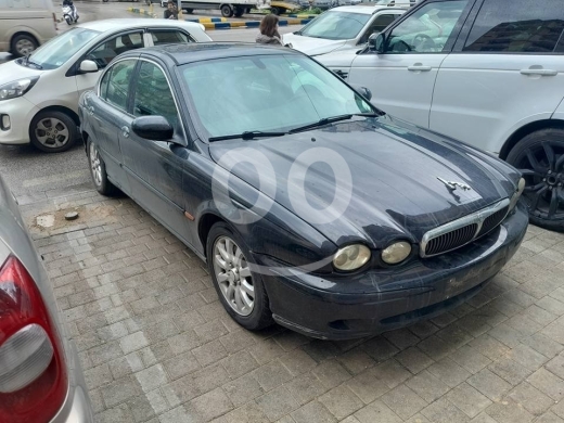 Jaguar in Beirut City - Jaguar model 2001