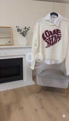 Vêtements, chaussures et accessoires dans Aigre - كنزة شتوية ناعمة بتصميم عصري - مقاس موحد | Trendy Soft Knit Winter Sweater - One Size