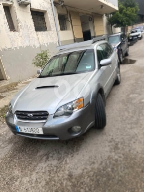 Subaru in Beirut City - سوبارو اوتباك موديل 2005