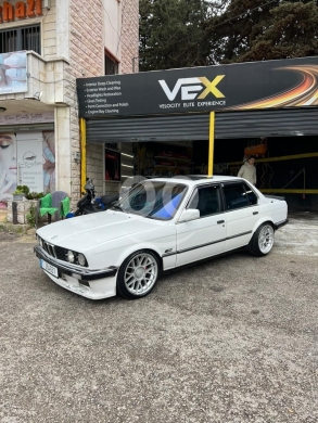 BMW in Aley - e30 325 vites