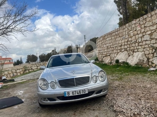 Mercedes-Benz in Choukine - Mercedes E320 2003