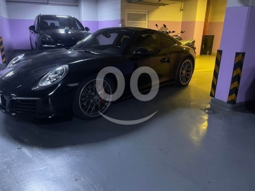 Porsche in Beirut City - porsche carrera 2017