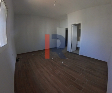 R9-3245 Apartment for Sale in Abou Samra Outour Tripoli – 190 m² — 4
