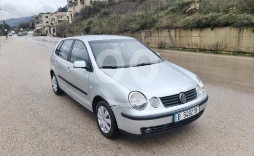 Volkswagen in Aley - Golf 2004
