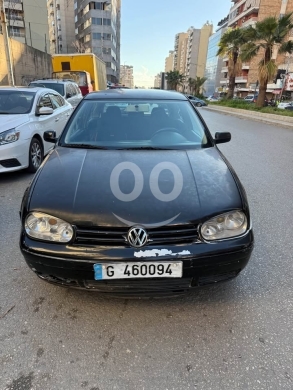 Volkswagen in Beirut City - Golf 2002