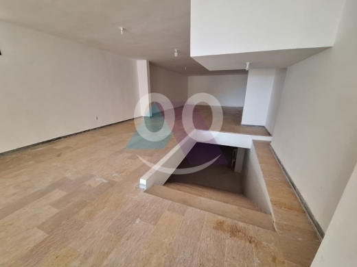 240 m2 store+Depot 4sale in Mansourieh - محل للبيع في المنصوريةJY19S3 — 2