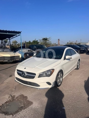 Mercedes-Benz in Jbeil - مرسيدس بنز CLA 2018 أبيض لؤلؤي | 2018 Mercedes-Benz CLA 250 Luxury Sedan Pearl White