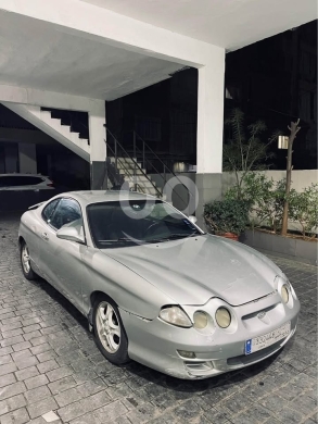 Hyundai in Dekouaneh - Hyundai tiburon 2002