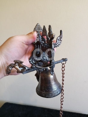 Antiques & Collectibles in Tripoli - جرس أنتيك برونز كتير حلو ومرتب وجاهز للإستعمال