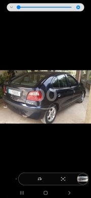 Renault in Berqayel - رينو ميغان موديل ٢٠٠٠