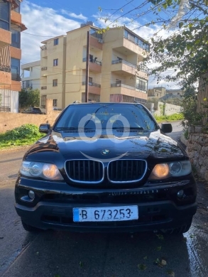 BMW in Tripoli - Bmw x5 2003