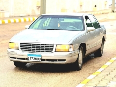 Cadillac deville model 1999