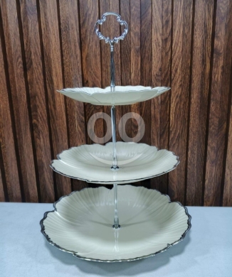 Kitchen in Saida - مضيفة بلاكسي ٣ طبقات أبيض وفضي متينة | Durable 3-Tier Plexiglass Serving Stand White & Silver