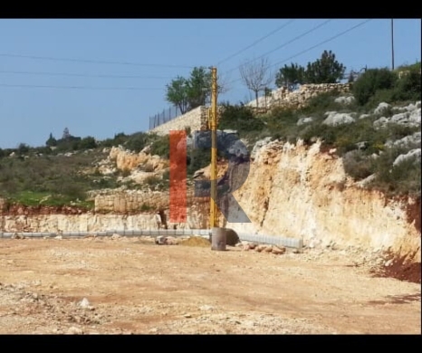 R9-3250 Land for Sale in Btouratij Koura – 1,135 m²,Villa Permit — 3