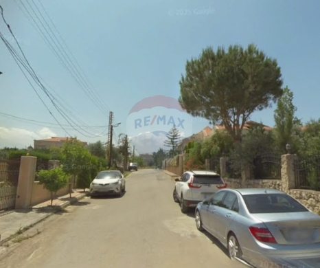 Lands for sale dans Nakhleh - R9-3256 Land for Sale in Nakhleh Koura - Residential Zoning 20/40 أرض للبيع في النخلة الكورة - سكني 20/40
