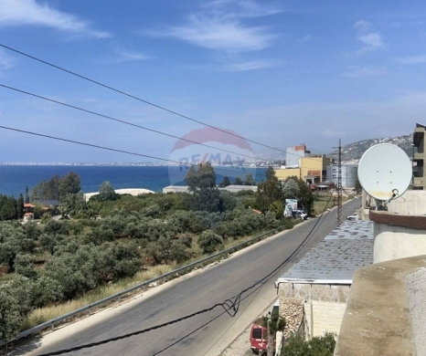 عقارات تجارية للبيع في Hraiche - R9-3261 Land with Building for Sale in Hrayche Batroun أرض مع بناء للبيع في حريشة البترون