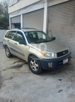 تويوتا في مدينة بيروت - Toyota rav 4 2001