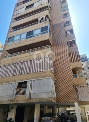 Apartments for sale in Karakol Druz - شقة سكنية واسعة للبيع | Spacious Residential Apartment for Sale in Ashrafieh - Beirut
