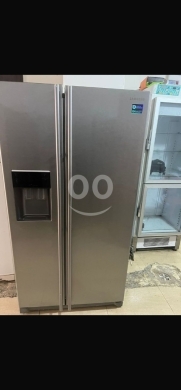 Kitchen appliances in Bourj el Barajneh - براد سامسونج إنفرتر شبه جديد بحالة ممتازة | Samsung Digital Inverter Refrigerator Like New