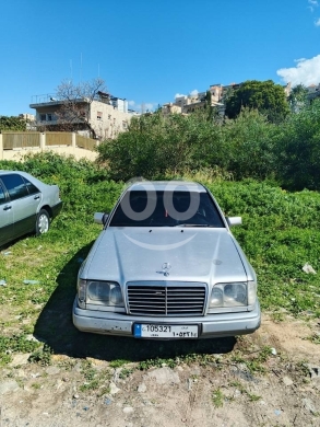 Mercedes-Benz in Baawerta - Mercedes 300 ce model 93