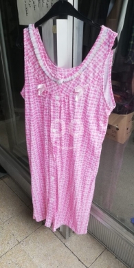 Vêtements, chaussures et accessoires dans Al Midan - قميص نوم وردي كاروهات بفيونكات وأزرار أمامية | Pink Gingham Nightdress with Bows and Front Buttons