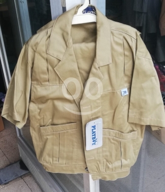Vêtements, chaussures et accessoires dans Al Midan - جاكيت بلايبوي بيج بأكمام قصيرة وجيوب متعددة | Playboy Beige Short Sleeve Jacket with Multiple Pocket