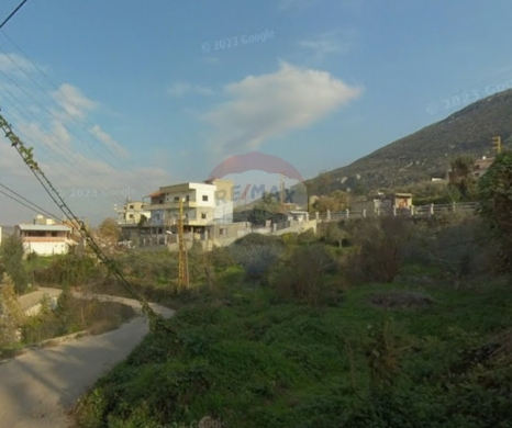 Lands for sale in Aicha Bakkar - R9-3268 Land for Sale in Hayzouk Akkar - 1,500 m² أرض للبيع في حيزوق عكار - 1,500 متر مربع