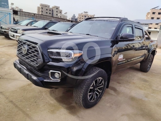 Toyota in Abou Samra - Toyota Tacoma TRD sports