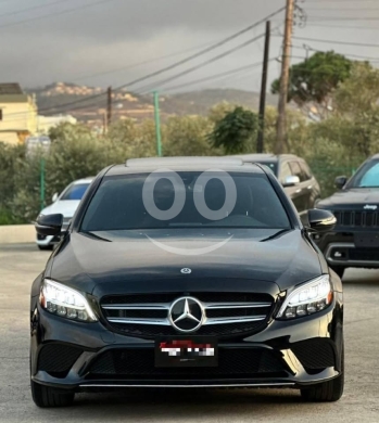 Mercedes-Benz in Zgharta - Mercedes C 300 model 2019