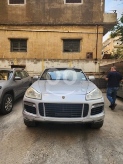 سيارة بورش كايين للبيع - ممشى 180 ألف كم | Porsche Cayenne for Sale - 180,000 km Mileage