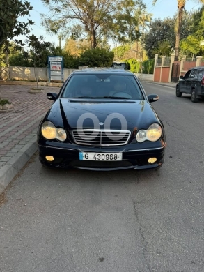 Mercedes-Benz in Haret Saida - Mercedes C230 model 2005