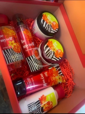 Santé & Beauté dans Tripoli - مجموعة Be Myself الكاملة للعناية بالجسم 6 قطع | Be Myself 6-Piece Luxury Body Care Set