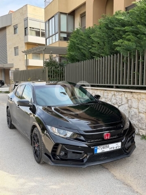 Honda in Beirut City - Honda Civic 2017